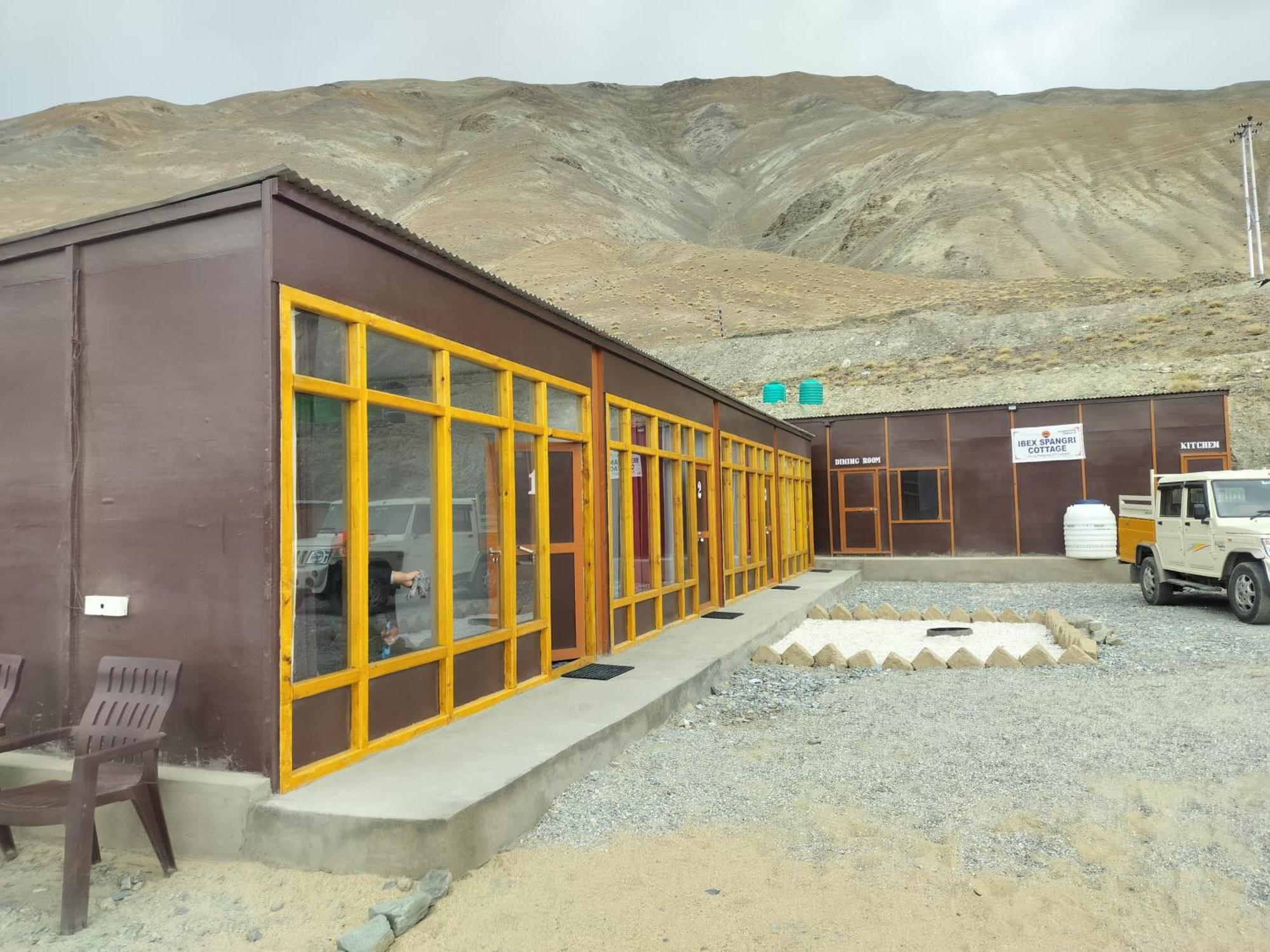 Ibex Spangri Cottage Lukung Exterior foto